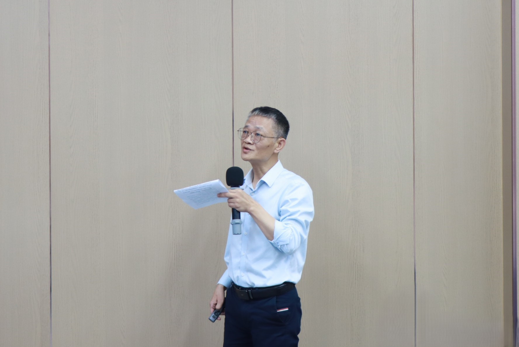 違規(guī)違紀通報.JPG